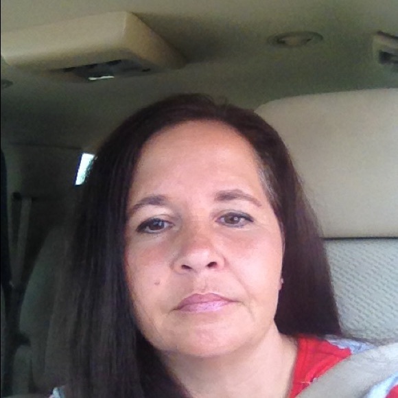 Meet your Posher, Loretta - Picture 1 of 1